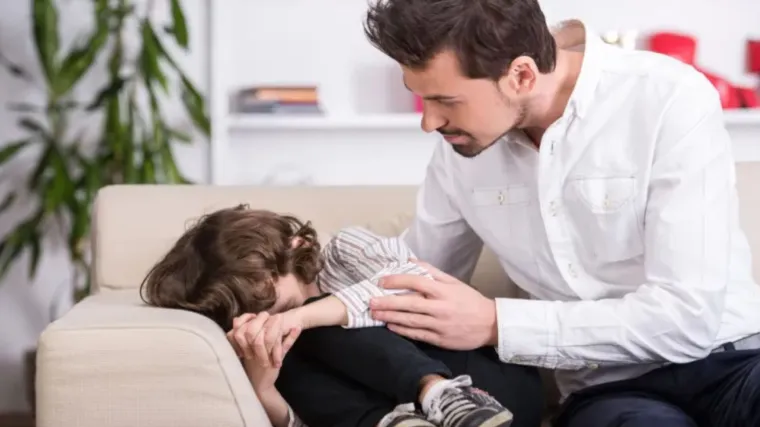 Sramežljivost ili nešto drugo? Evo kako pomoći djetetu u odnosima s vršnjacima