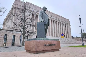 Zastupnik si presudio u zgradi parlamenta: Policija i hitne službe na terenu