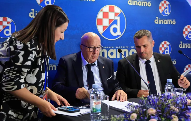 Skupština Dinama jednoglasno usvojila novi Statut. Zajec: 'Ovo je kao u socijalizmu'