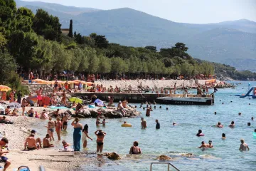 Pere vas depresija poslije godišnjeg? Niste jedini, donosimo stručnu pomoć