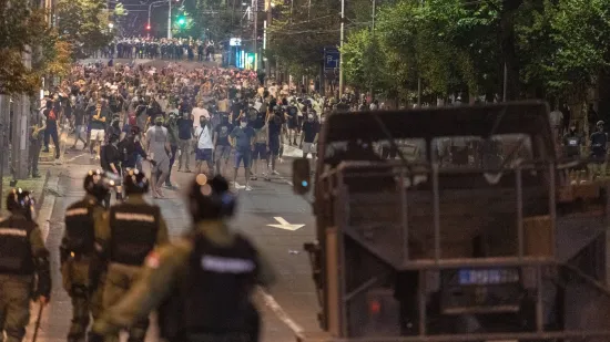 Srbija na svjetskim naslovnicama: Gubi li Vučić podršku?