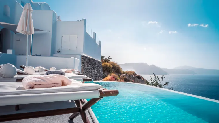 Ovo su najskuplje ležaljke u Europi: Elitna plaža predvodi s cijenom od čak 1200 eura po danu