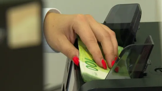 Objavili koliko nam je prosječna plaća, može li se od toga živjeti?