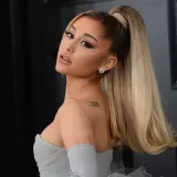 Depresija ju je uni&scaron;tila: Ariana Grande bila je magnet za mu&scaron;karce, a danas izgleda neprepoznatljivo
