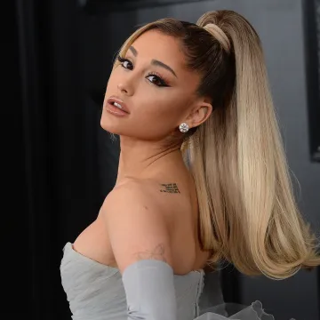 Depresija ju je uni&scaron;tila: Ariana Grande bila je magnet za mu&scaron;karce, a danas izgleda neprepoznatljivo