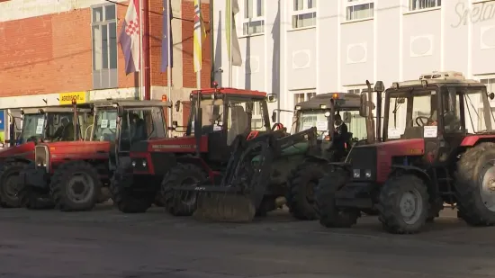Poljoprivrednici zaprijetili prosvjedom traktorima: 'Ministre, počni raditi ili zbogom'