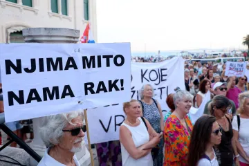 Očajni Splićani uznemireni zbog broda s azbestom: 'Mislim da je tu više ljudi u igri'