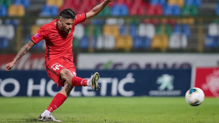 Tek se vratio u hrvatski nogomet pa odmah završio na operaciji: 'Čekamo te na terenu'