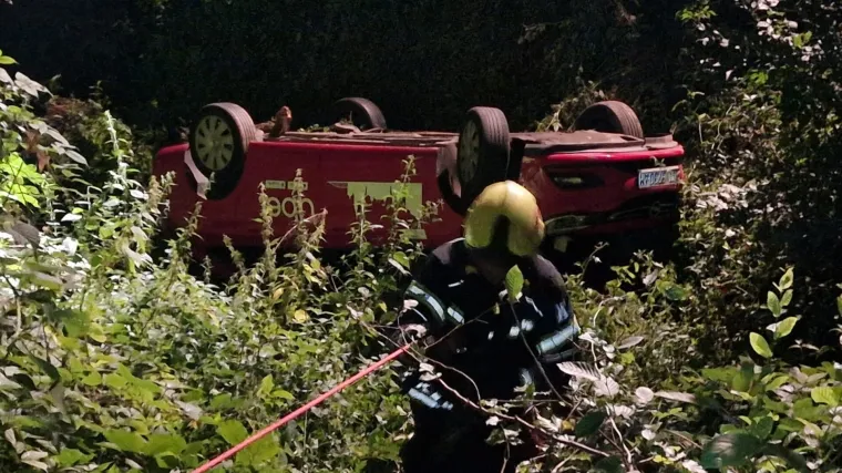 Čudo na Medvednici! Sletio u provaliju, sam izašao iz olupine