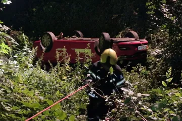 Čudo na Medvednici! Sletio u provaliju, sam izašao iz olupine