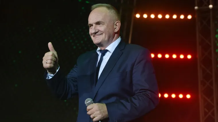 Mate Bulić nakon najave o pauzi od pjevanja nam otkrio: 'Pripremam pjesme s kumom Thompsonom'