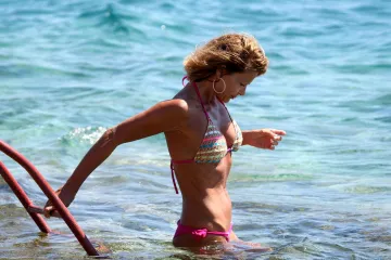 Bivša Miss Jugoslavije očarala u badiću: Pogledajte kako izgleda sa 62 godine