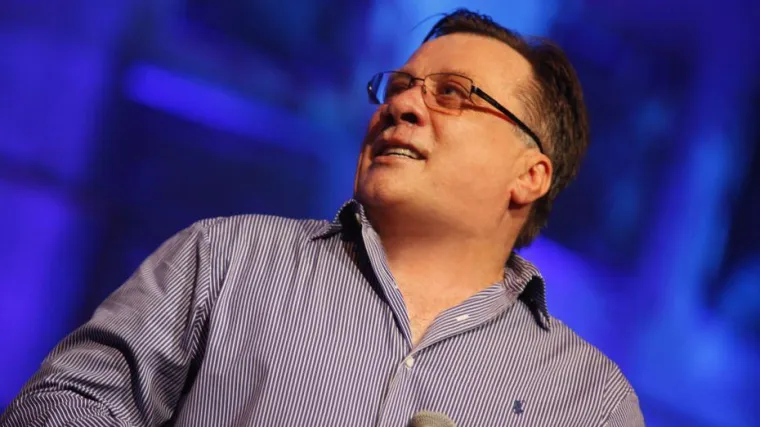 Halid Be&scaron;lić zbog zdravstvenih problema morao hitno otkazati koncert: 'Čeka ga rehabilitacija'