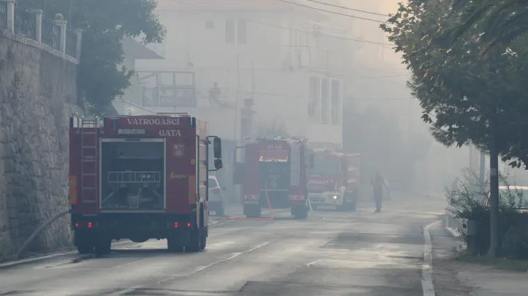 Kada party pođe po zlu: Pripremao roštilj pa izazvao požar