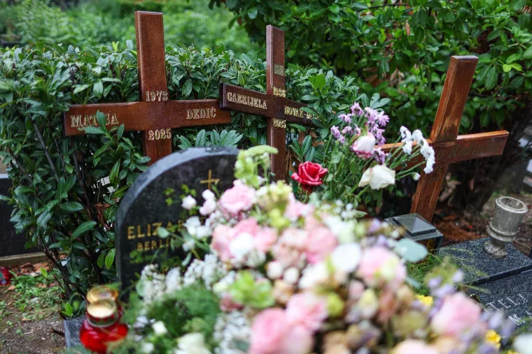 Na Mirogoju pokopana Gabi Novak, sada počiva uz Matiju i Arsena