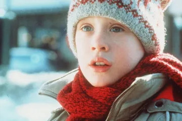 Smrt sestara i borba s porocima razorili njegov život, a mir je napokon pronašao u vezi s glumicom