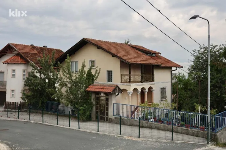 Živciraju vas dječja igra i prolaznici? Ovako je to riješila bijesna susjeda u Sarajevu