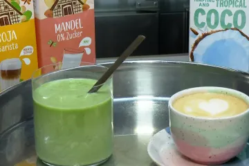 Zobeno, bademovo ili kokosovo: Skuplja su od kravljeg, a jesu li zdravija? Nutricionist otkrio istinu