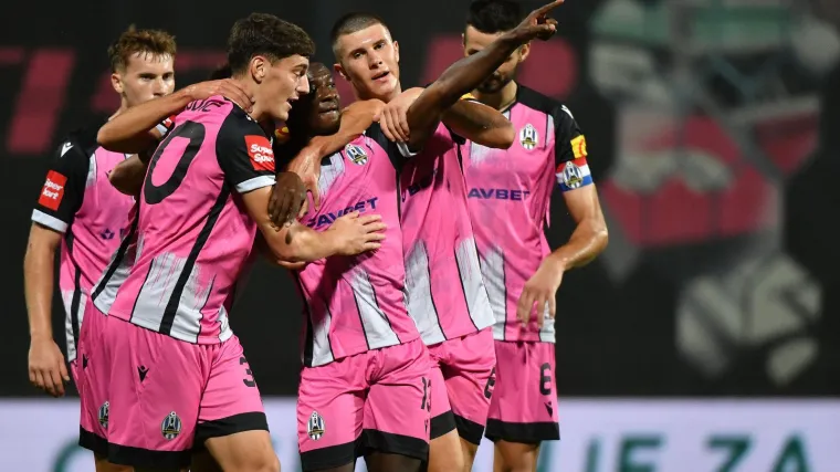 Jelavić do nove pobjede! Lokomotiva slomila Slaven Belupo u Koprivnici