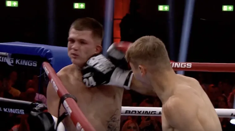 Je li ovo najbolja prva runda u 2025. godini? Oba borca su jedva stajala na nogama