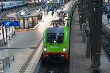 Cure detalji brutalnog obračuna u Njemačkoj: Razbijao Hrvata o prozor vlaka, završio je u jarku