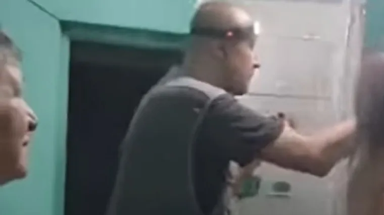 Pijani električar izazvao dramu: Od alkohola nije mogao pogoditi državu u kojoj se nalazi, kamoli razvodnu ploču!