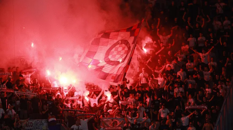 Strah od Torcide? Pazite kako su nogometaši Hajduka pozdravili navijače poslije pobjede