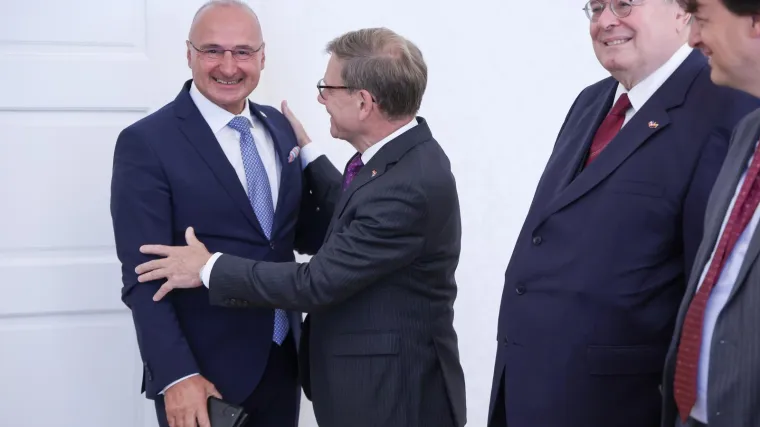 Grlić Radman ispalio pred njemačkim kolegom: 'Jadransko more nije samo hrvatsko, ono je i njemačko...'