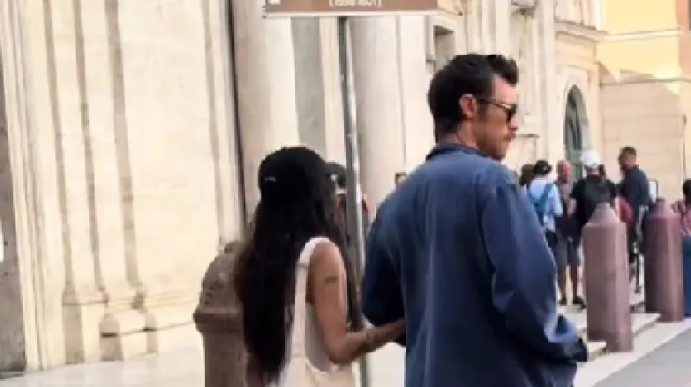 Zoe Kravitz i Harry Styles u romantičnoj šetnji Rimom: Nova ljubav na pomolu?