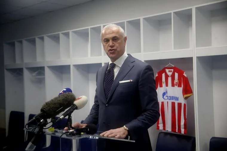 Srpski nogomet ovo ne pamti: Gazda Zvezde igračima obećao ogromne bonuse izbore li Ligu prvaka