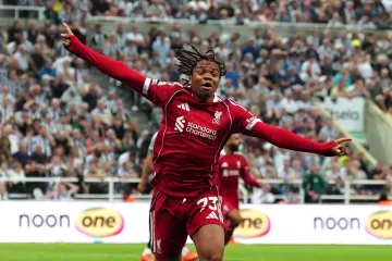 Klinac s klupe šokirao Newcastle u 100. minuti i donio čudesnu pobjedu Liverpoolu