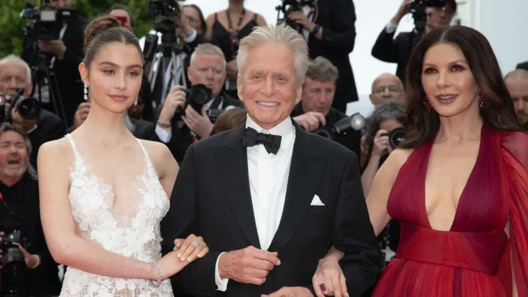 Roditelji su joj holivudske zvijezde, a ona gradi vlastiti put – gdje je otišla nakon diplome?