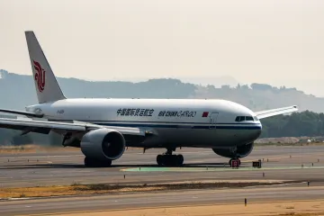 Avion iz Londona s preko 300 putnika prisilno sletio u Rusiju zbog kvara motora!