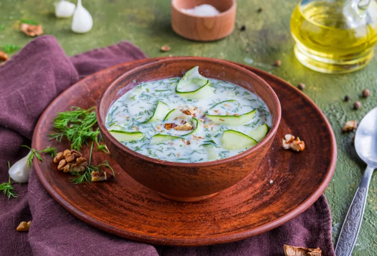 Uživancija u svakoj žlici: Recepti za 12 hladnih juha koje hidratiziraju i hrane tijelo