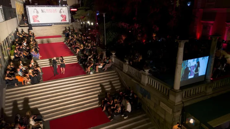 Ivana Delač odgodila spektakl: Bivše missice zablistat će na 17. Riječkim stepenicama dan ranije