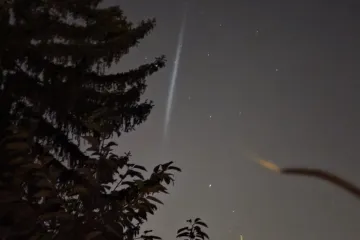 Čudna svjetlost uznemirila građane: 'Vidjeli smo NLO!'; Stručnjak otkrio što je obasjalo nebo