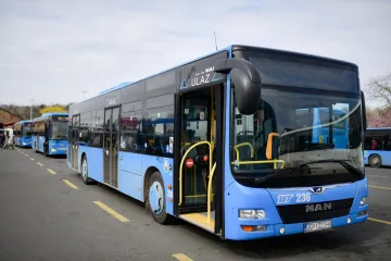 Skandalozna snimka iz Zagreba: 'Pokušao ukrasti autobus pa je nasrnuo na ZET-ovca'