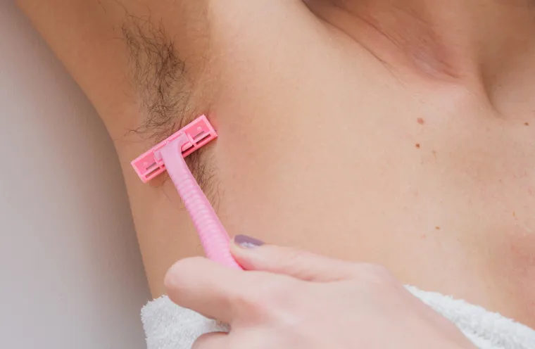 Znate li zašto su se žene počele depilirati? Uklanjanje dlačica krije posebnu priču