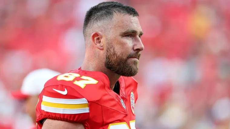 Tko je novopečeni zaručnik Taylor Swift hrvatskih korijena i zašto mu je ovo ključna sezona?