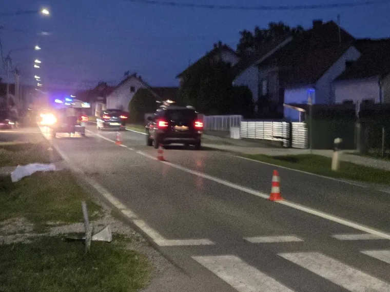 Mladić poginuo u strašnoj nesreći kraj Požege: Motorom sletio i udario u prometni znak