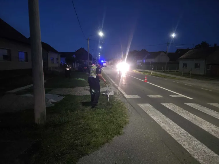 Mladić poginuo u strašnoj nesreći kraj Požege: Motorom sletio i udario u prometni znak