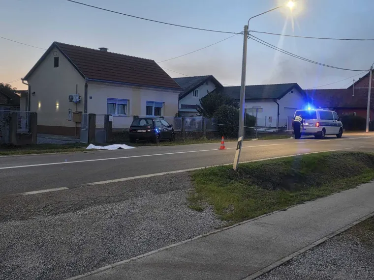 Mladić poginuo u strašnoj nesreći kraj Požege: Motorom sletio i udario u prometni znak