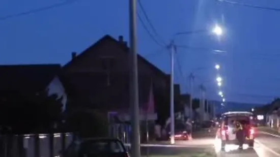 Smrt na cesti: Motorom sletio s ceste i zabio se u prometni znak - poginuo je