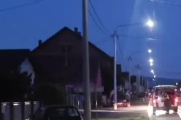 Smrt na cesti: Motorom sletio s ceste i zabio se u prometni znak - poginuo je