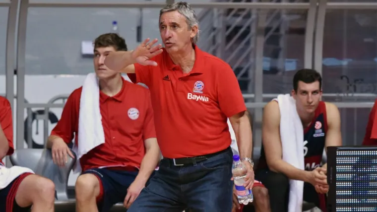 Izbornik Srbije dan prije prve utakmice pokušava smiriti strasti: 'Nismo najbolji na svijetu'