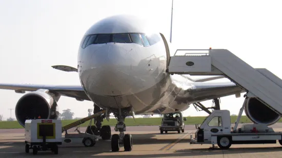 Guma putničkog aviona eksplodirala pri polijetanju: Kapetan morao prisilno sletjeti