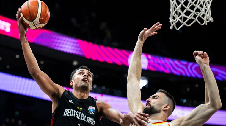 Crna Gora pružila dobar otpor svjetskim prvacima, ali na kraju je uvjerljivo 'pregažena'