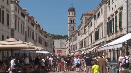 Vlada se hvali rastom gospodarstva, građani promjene ne vide: 'Može rasti što god hoće'