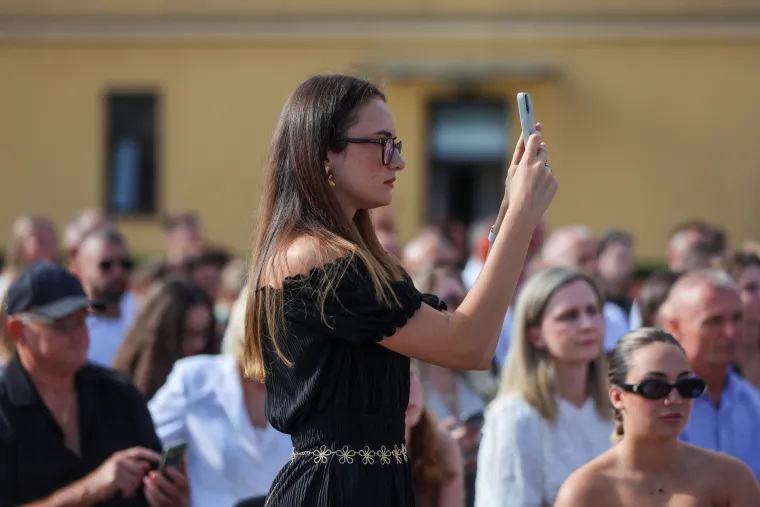 One su bile zvijezde svečanosti: Lijepe kadetkinje i ponosne supruge novih časnika