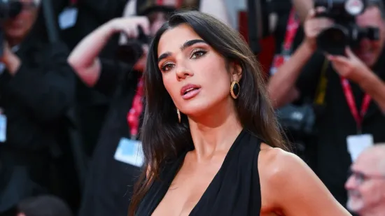 Fitness influencerica očarala Veneciju: Stefanie Williams u haljini koja otkriva više nego što skriva